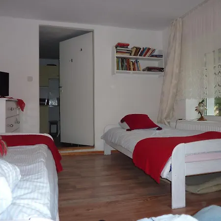 Kowalowka شقة Mirsk